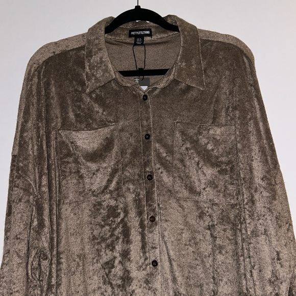 PrettyLittleThing Brown Toweling Oversized Shirt Large NWT - Picture 2 of 6